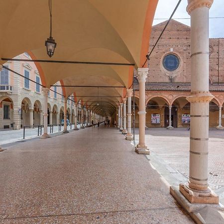 Piazza Aldrovandi Quiet Lovely Apartment โบโลญญา ภายนอก รูปภาพ